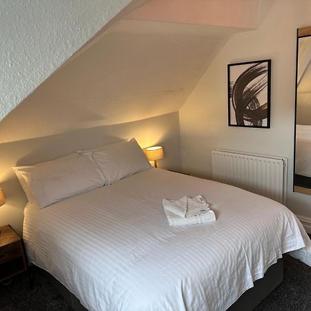 Waverley Hotel Уоркингтън Екстериор снимка